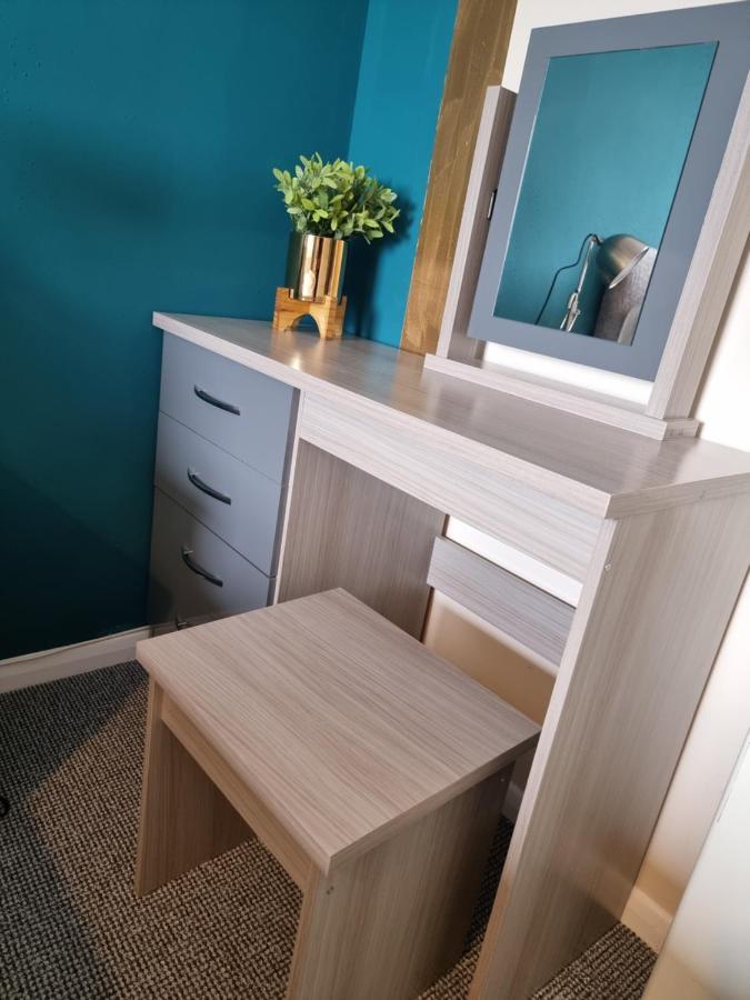Lovely 2 Bedroom Serviced Apartment With Parking Mansfield Exterior photo